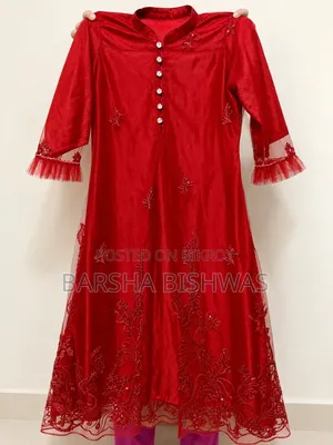 Gorgeous Red Party Dress – Size 40
