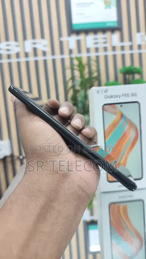 Samsung Galaxy F55 128 GB Black