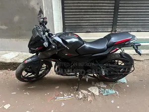 Bajaj Pulsar N160 2025 Black