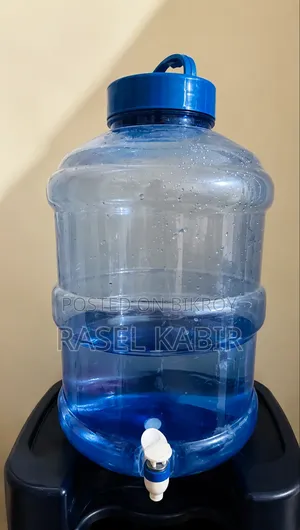 ওয়াটার ডিসপেনসার