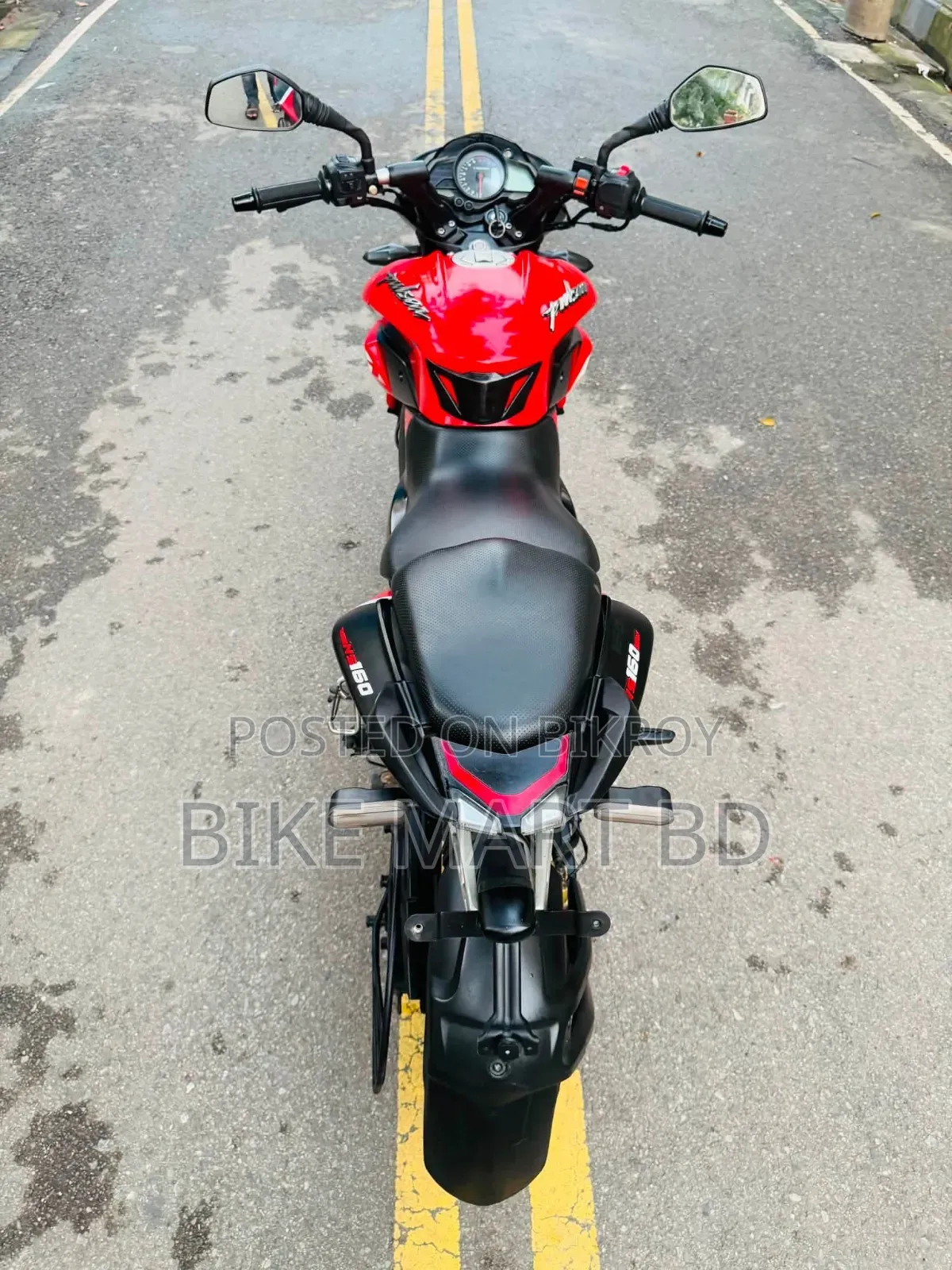 Bajaj Pulsar NS 160 2021 Red