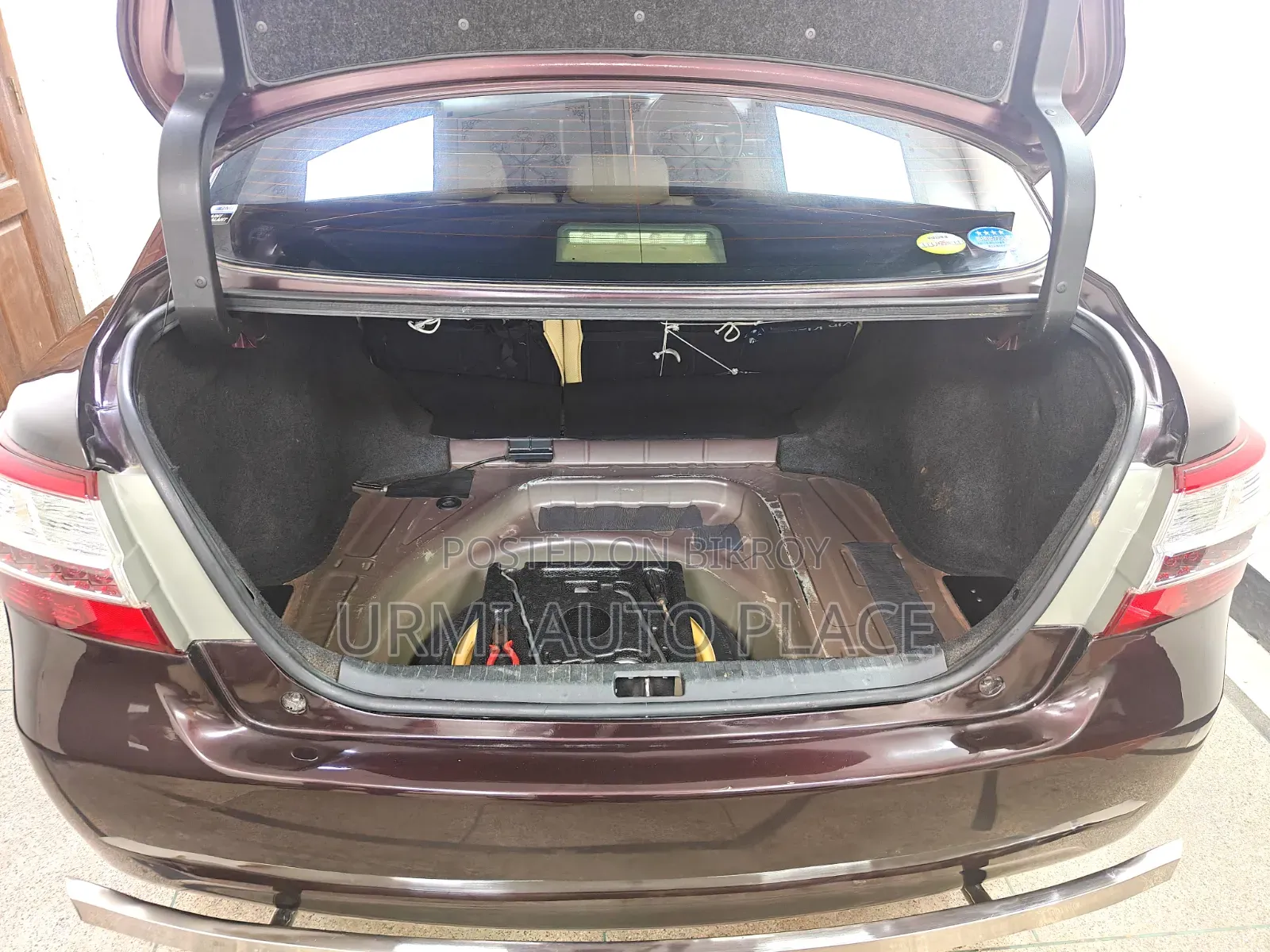 Toyota Premio 2010 Maroon