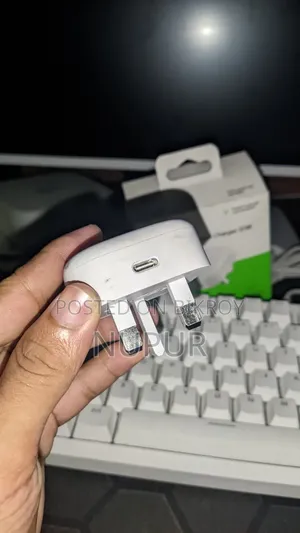 20W Belkin Apple Authorized Adapter for iPhone With Warranty