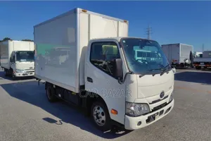 Toyota Dyna Freezer Van 2022 GDY231