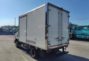 Toyota Dyna Freezer Van 2022 GDY231