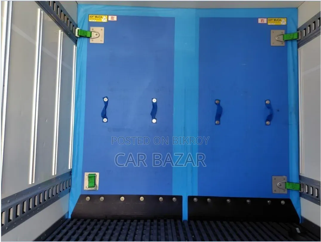 Toyota Dyna Freezer Van 2022 GDY231