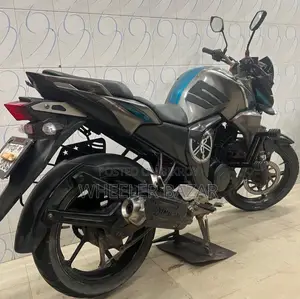 Yamaha FZ 2018 Green