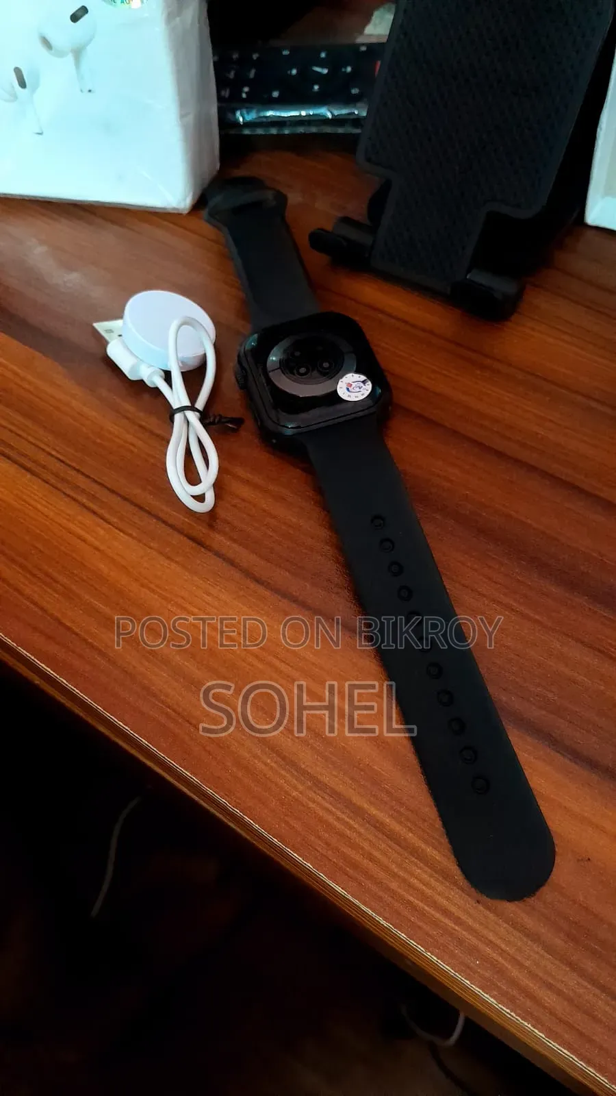 White Earbuds