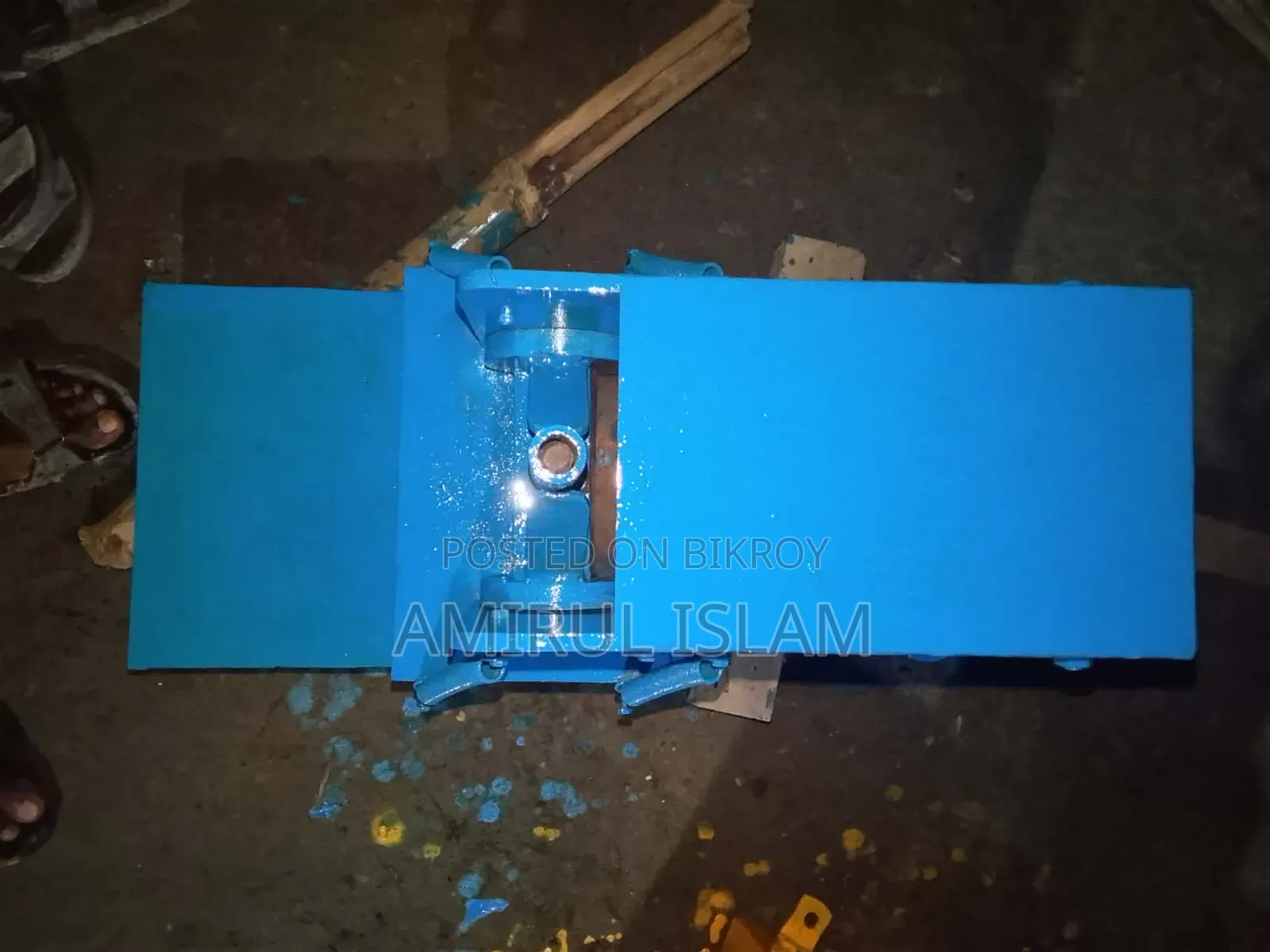 ক্যাঙ্গারু জুতার  বানানোর মেশিনারিজ বিক্রি করা হবে