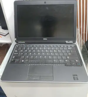 Laptop Dell Latitude 11 3190 8GB Intel Core i5 SSHD+SSD 4T