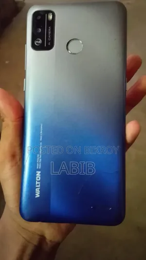 Walton Primo R8 64 GB Blue