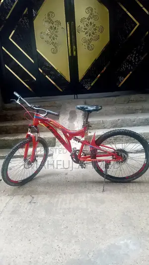 হিরো ব্র্যান্ড Cycle