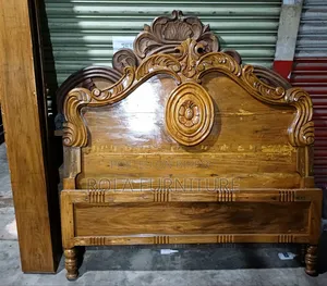Rendi Wood Bed 5/7 Feet