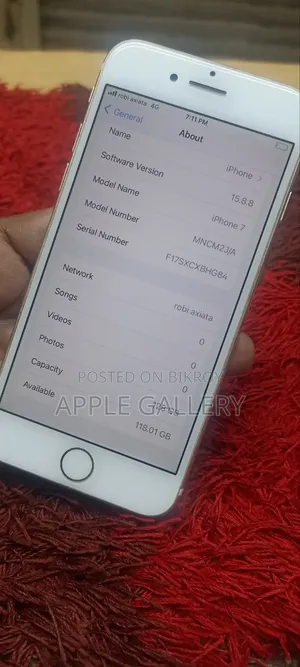Apple iPhone 7 128 GB Gold