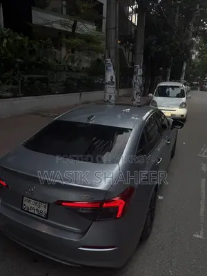 Honda Civic EX 2022 Silver