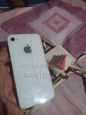 Apple iPhone 4 8 GB White