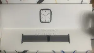 Apple Watch Series 7 Stainless Steel With Milanese Loop (Graphite)