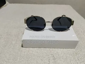 Men's and Women Classic Metal Frame Sunglass