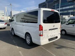Toyota HiAce 2020 White