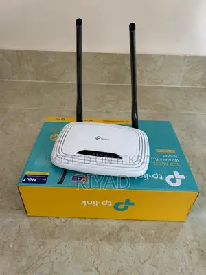 TP-Link TL-WR841N 300Mbps Router (Almost New / Full Boxed)