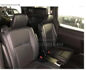Toyota Esquire 1.8 FWD Hybrid (7 seater) 2021 Pearl