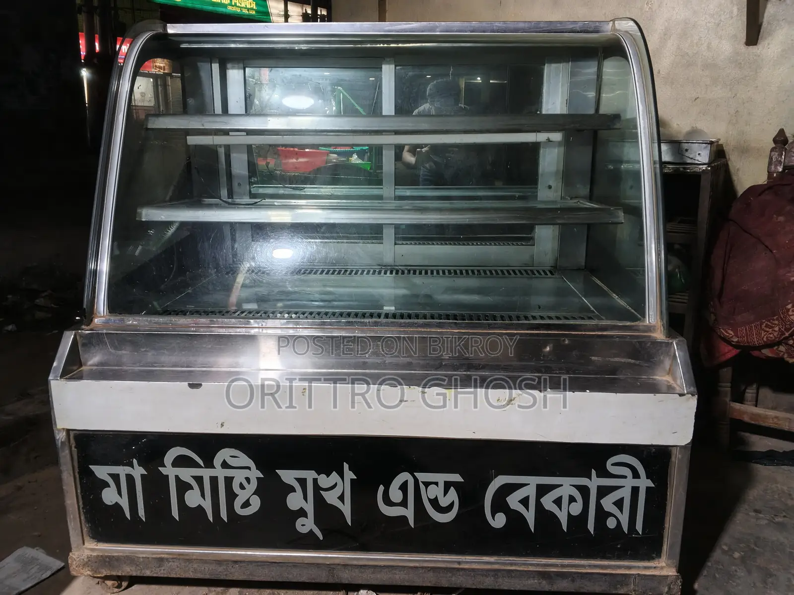 মিষ্টির দোকানের ফ্রিজ বিক্রি হবে কন্ডিশনার সহ।।কন্ডিশন ভালো আছে।।