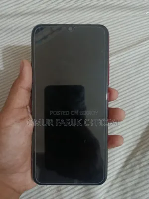Vivo Y11 32 GB Red