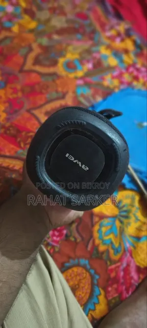Awei Y885 Bluetooth Speaker