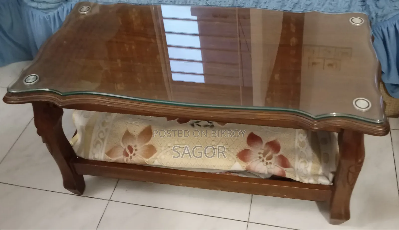 Sofa Set With Tea Table