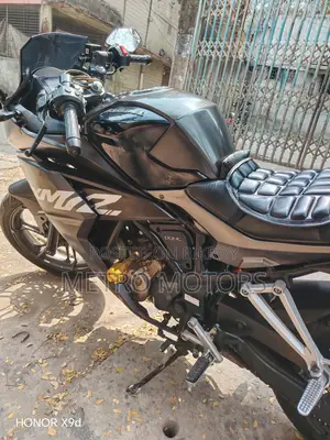 Hero Karizma XMR 210 2024 Black