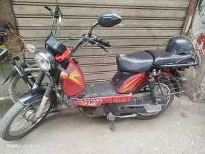 TVS XL 100 2017 Red