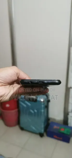 Samsung Galaxy A30 64 GB Graphite