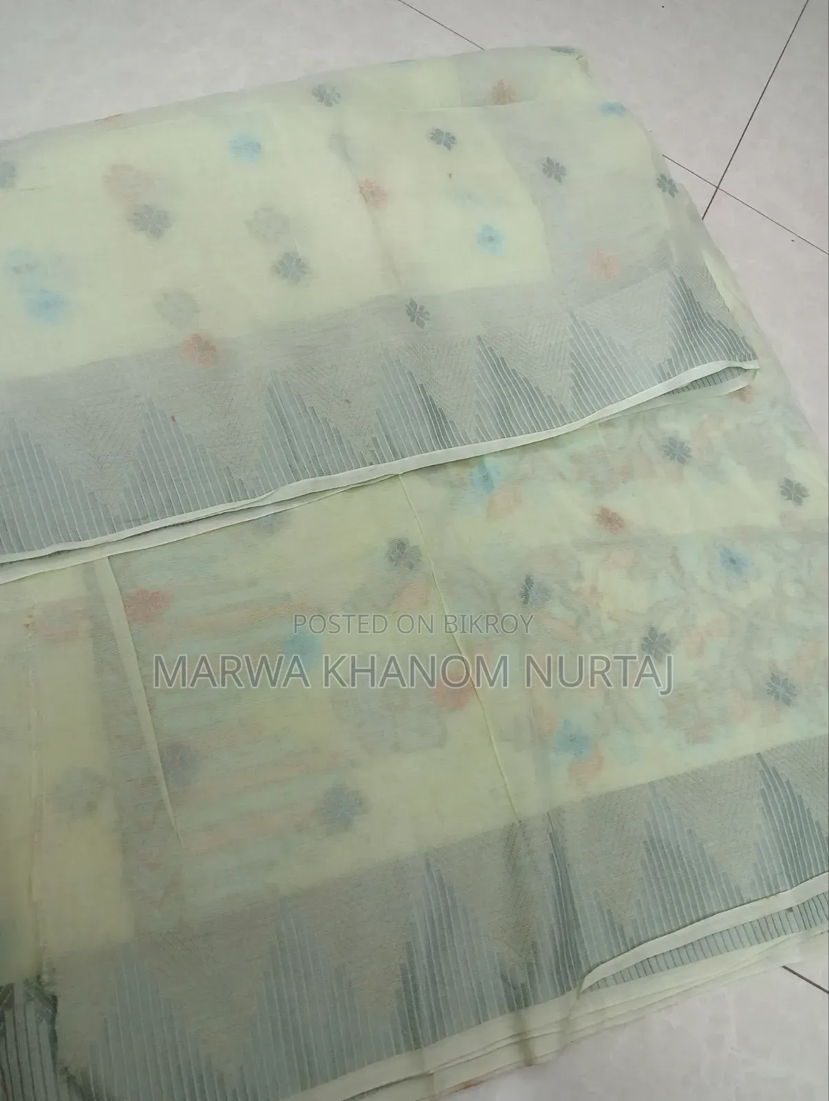 5 Sarees for Sell