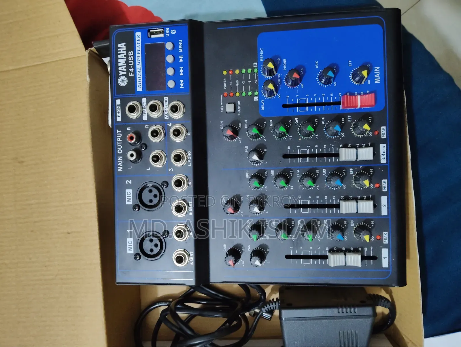 Yamaha F4 -USB Sound Mixer Console