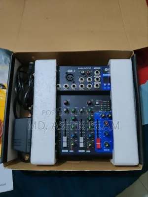 Yamaha F4 -USB Sound Mixer Console