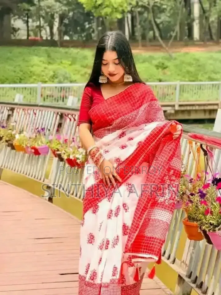 পূজার শাড়ী