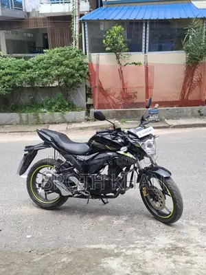 নতুন সুজুকি জিক্সার ২০২৬ কালো