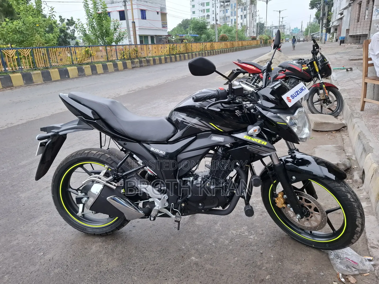নতুন সুজুকি জিক্সার ২০২৬ কালো