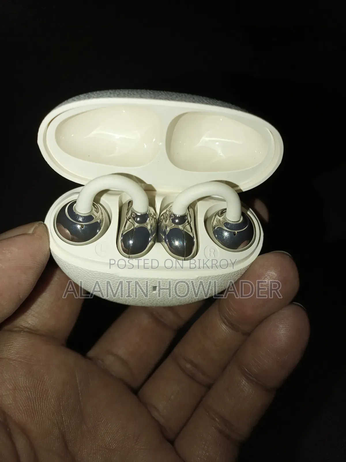 TWS Earbuds