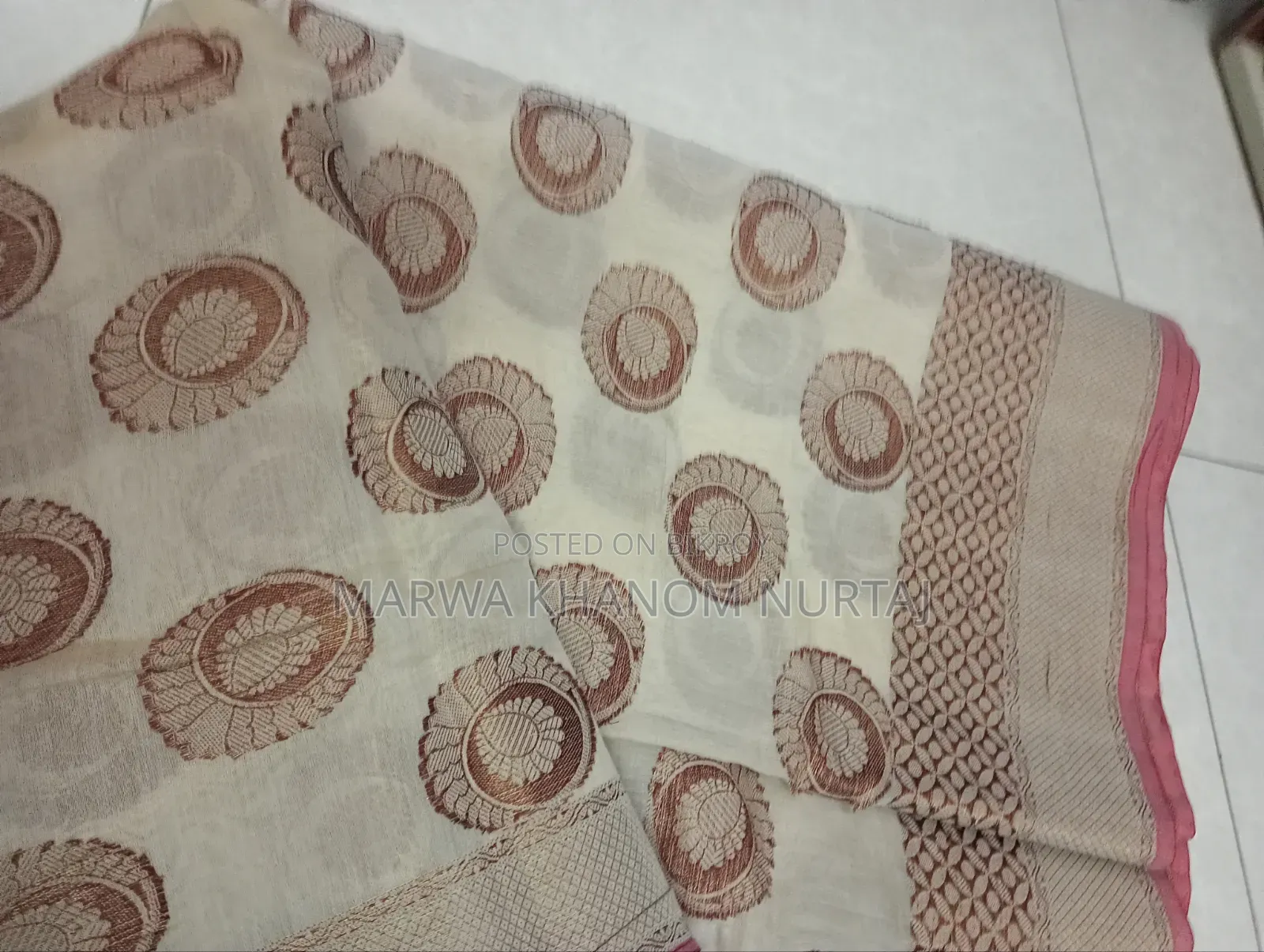 3 Sarees for Sell