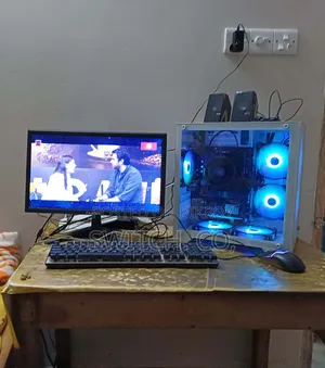 Desktop Computer 8GB AMD Ryzen 5 SSD 250GB