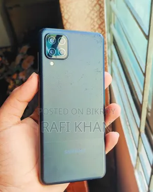 Samsung Galaxy A12 64 GB Black