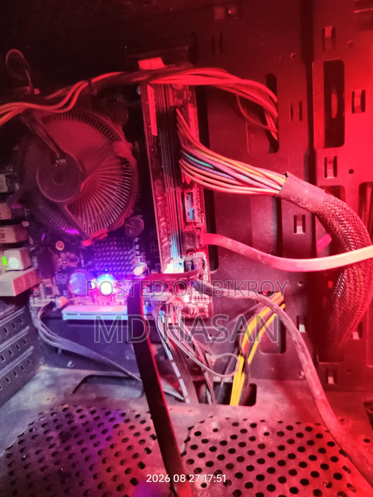 Desktop Computer 4GB Intel Core i3 HDD+SSD 1T
