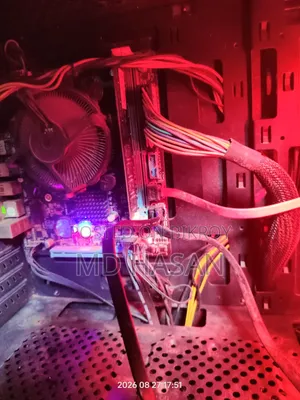Desktop Computer 4GB Intel Core i3 HDD+SSD 1T