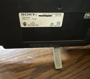 Smart TV With TV Stand