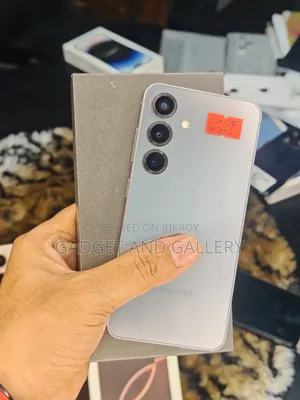 Samsung Galaxy S25 256 GB Gray