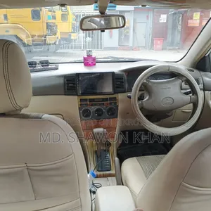 Toyota Corolla 2001 White