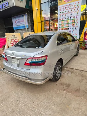 Toyota Premio 2011 Silver