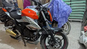 Suzuki Gixxer 2023 Orange