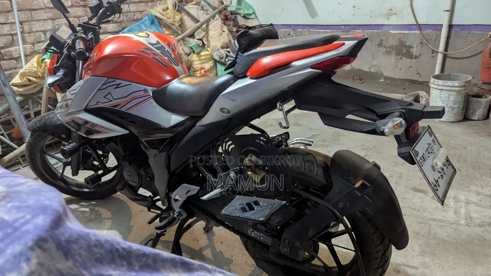 Suzuki Gixxer 2023 Orange